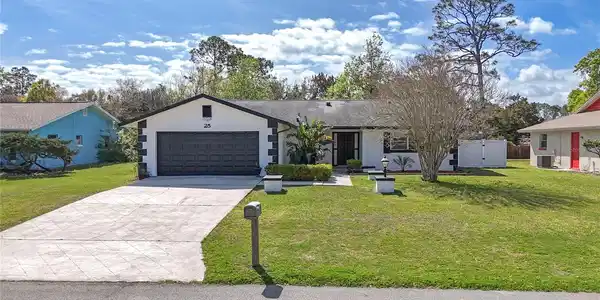 25 BLAINE DRIVE