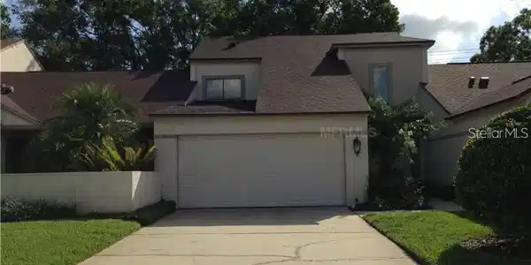 2811 SPYGLASS COVE
