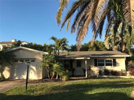 10545 LAKE VISTA