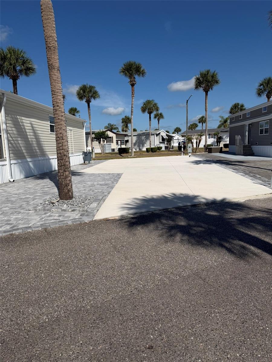 Image 1 Image 1