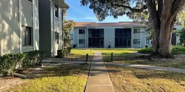 310 NE PALM COAST PARKWAY