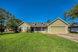 1026 WOODWARD OAKS