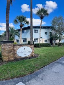 1695 LEE ROAD