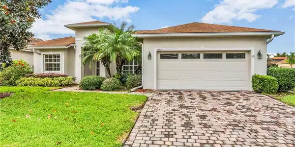 5202 HOGAN LANE