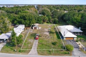 1004 W LAKE MARION RD