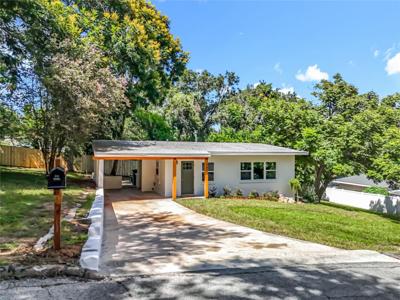 1607 LAKEVIEW COURT
