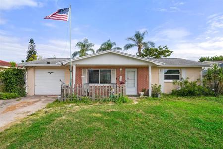 3215 ROXBURY DRIVE