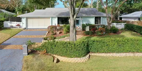 17 BLARE DRIVE