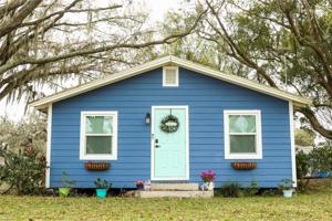 202 LAKE DALE