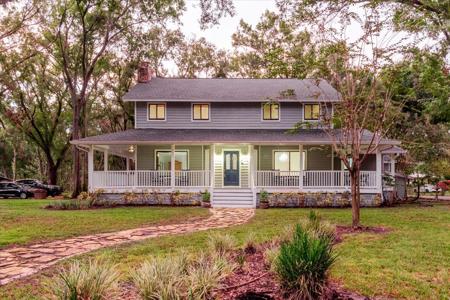 5455 LAKE LE CLARE ROAD