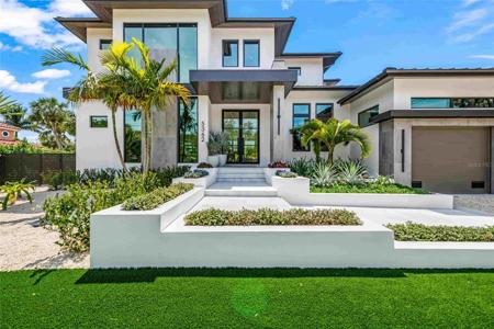 7233 PINE NEEDLE ROAD