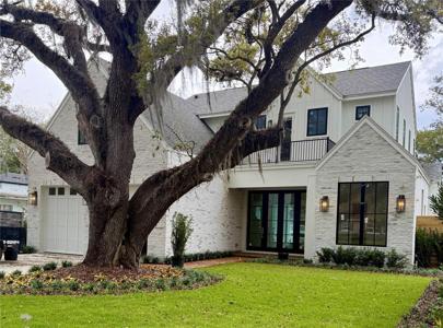 1351 MAGNOLIA AVENUE
