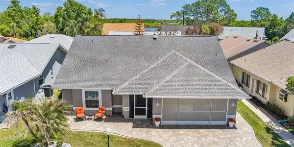 510 EASTLAKE DR
