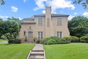 1322 SHOREWOOD