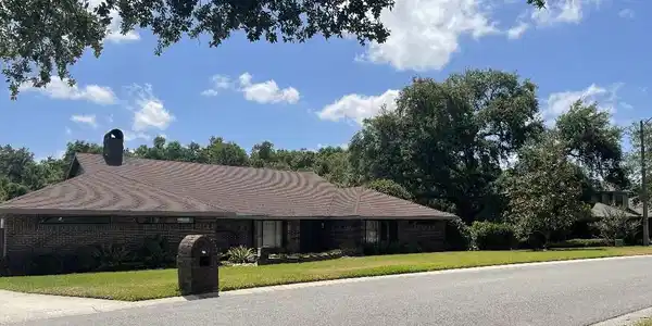 6112 PIER PLACE