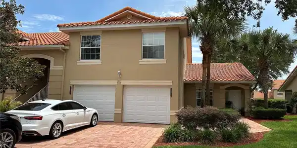 5437 COMPASS POINT