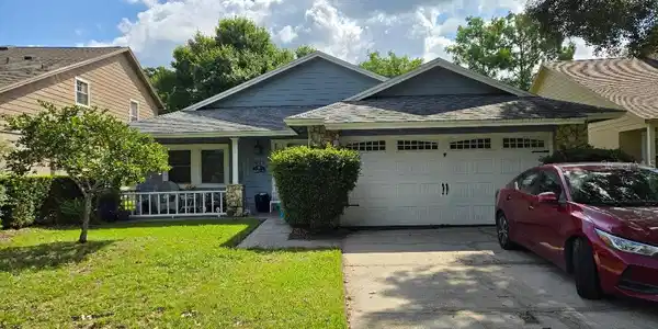 1612 LAWNDALE CIRCLE