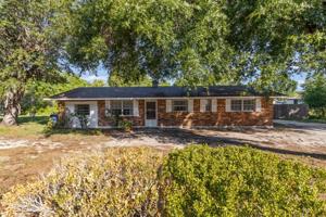 734 MAGNOLIA