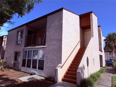 2527 CITRUS CLUB LANE