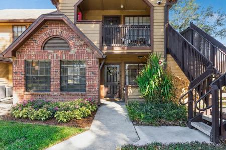 366 WATERSIDE DRIVE