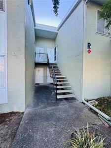 584 BAHIA CIRCLE