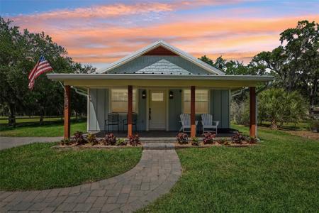 2695 HOLIDAY WOODS DRIVE