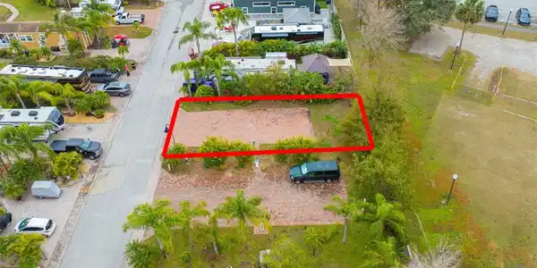 6771 AMANDA VISTA CIRCLE