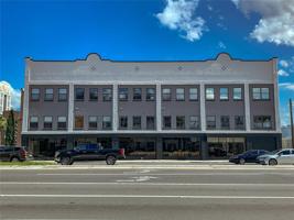 62 COLONIAL