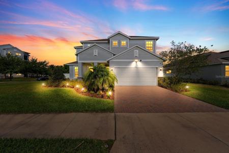 2121 SECRET COVE