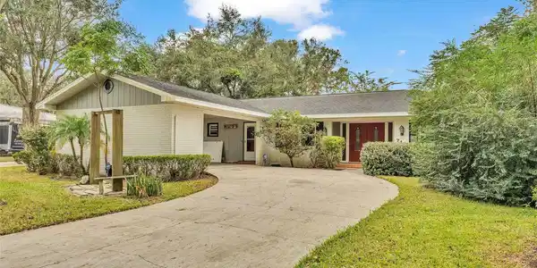 712 ORANGE VALLEY LANE