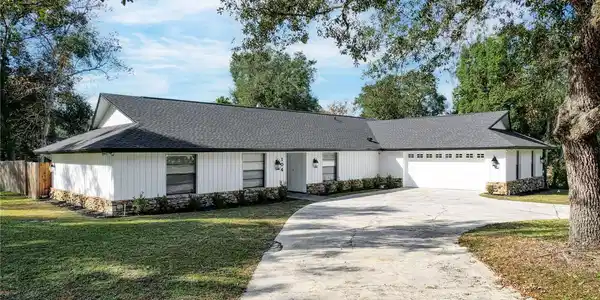 104 CRESTWOOD DRIVE
