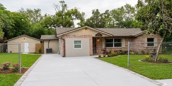 5607 CHET DRIVE