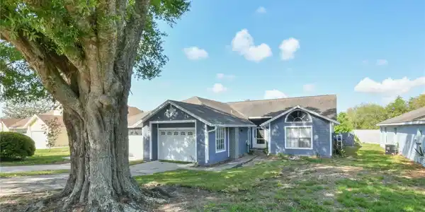 7416 LITTLE POND COURT