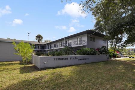 825 N PRIMROSE DRIVE