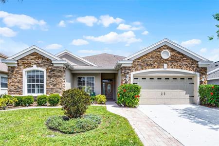 212 TAVESTOCK LOOP
