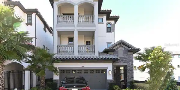 7613 TOSCANA