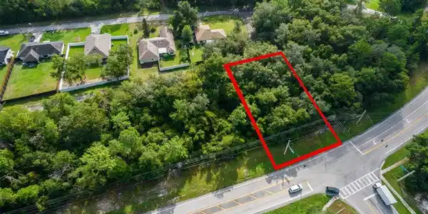 3007 LAKE HELEN OSTEEN