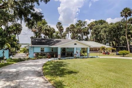 1313 SHADY COVE ROAD W