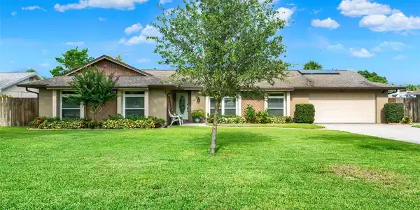 1511 SUZANNE WAY