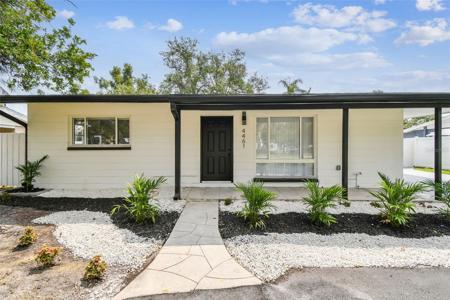 4461 SHORE ACRES BOULEVARD NE