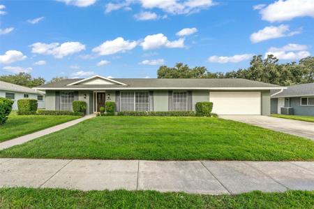 4514 CRICHTON LANE