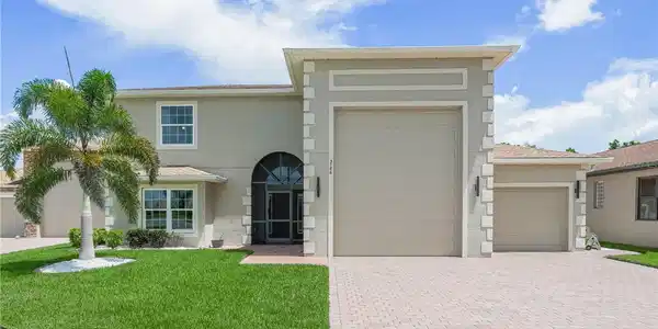 3786 LITCHFIELD LOOP