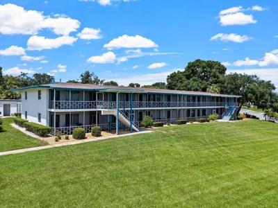 1600 W LAKE PARKER DRIVE