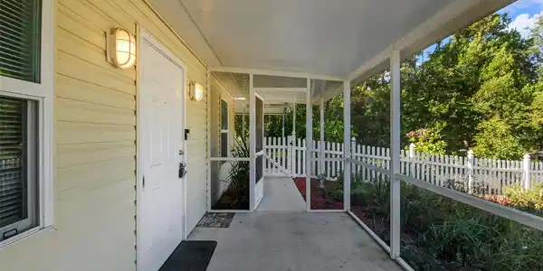 121 S THRUSH POINT