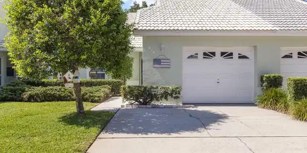 820 INVERIE DRIVE