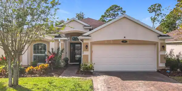 35 ARROWHEAD DRIVE