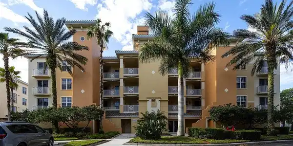 6406 WATERCREST