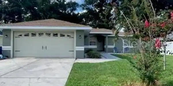 2211 HOWARD WEST