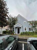 3304 WESTCHESTER SQUARE