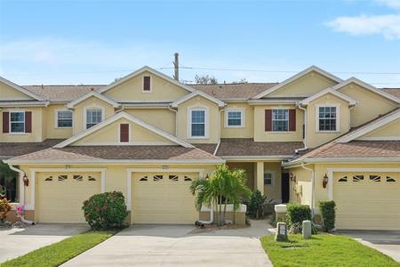 672 SPRING LAKE CIRCLE